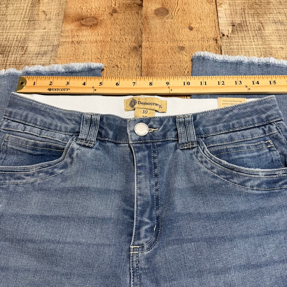 Democracy Light Blue Cropped Ankle Jeans - Picture 3 of 8